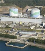 九州電力川内原発の１号機（右）と２号機＝鹿児島県薩摩川内市