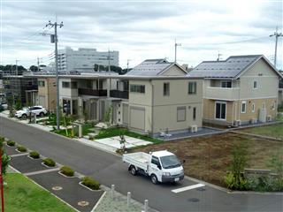 積水化学などが電力融通の実証実験を行う分譲地＝３０日、茨城県つくば市