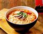 韓国シェアトップを続ける激辛味の「辛ラーメン」（農心提供）