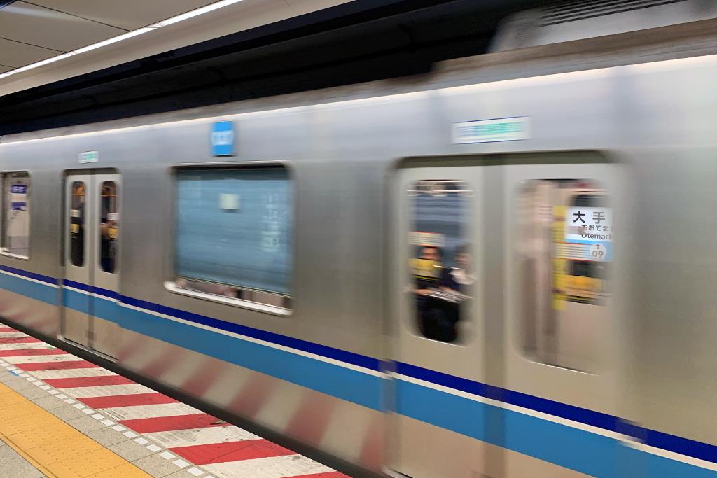 2018年度の最混雑路線は昨年度に引き続き東京メトロ東西線だった（写真・SankeiBiz編集部）