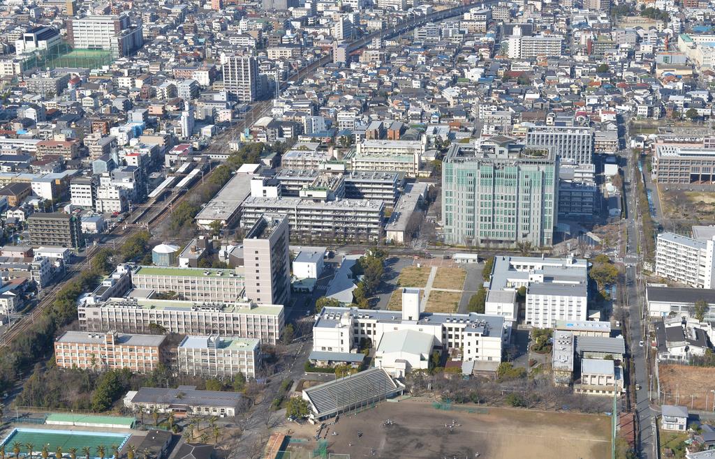 大阪市立大学杉本キャンパス＝大阪市住吉区（本社ヘリから）