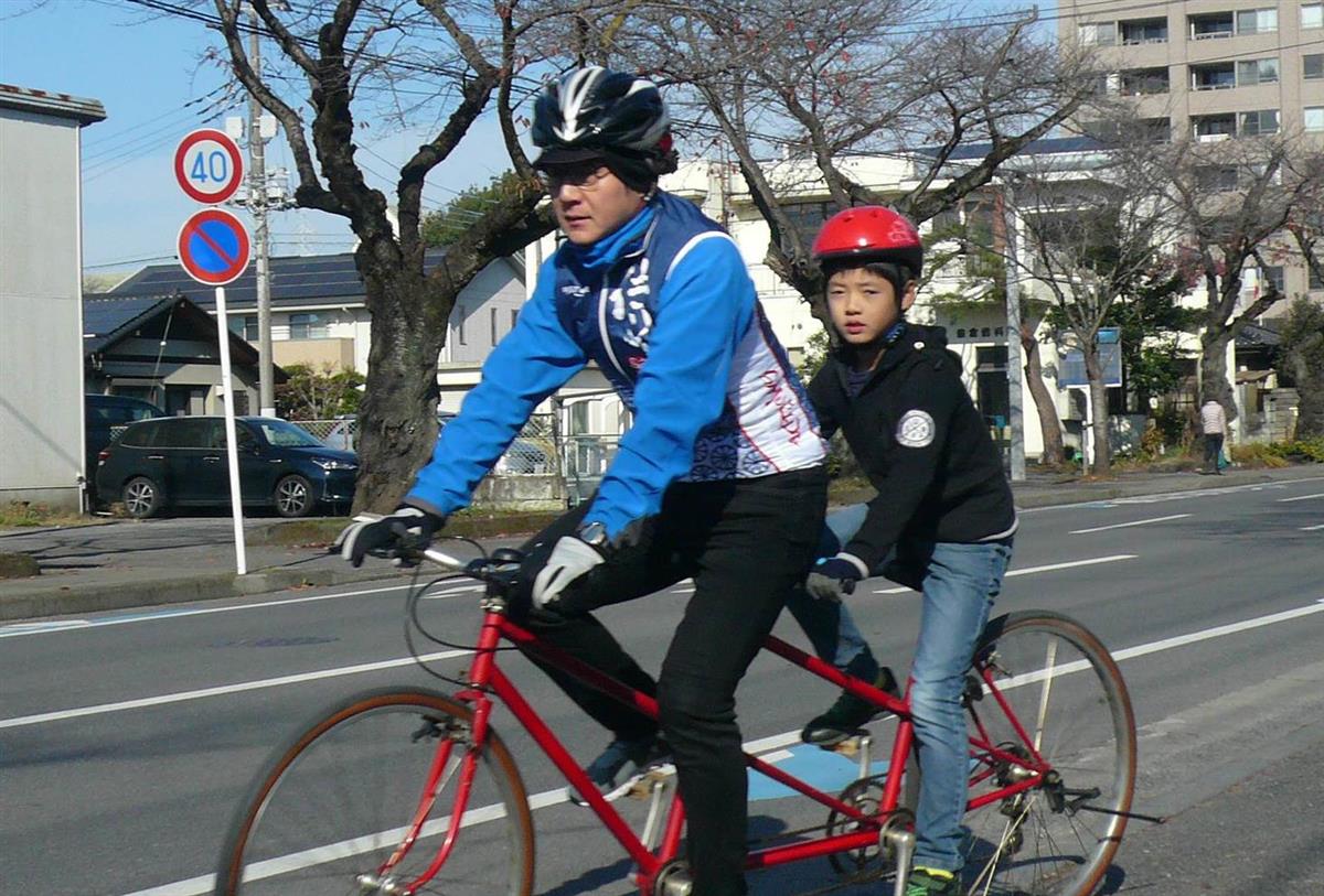 ２人乗りのタンデム自転車＝栃木県警提供